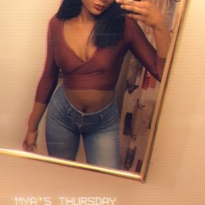 CHARLOTTE RUSSE Long sleeved crop top